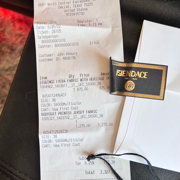 Unique, one-of-a-kind, peace by Fendace only worn once. - Picture 7 of 9